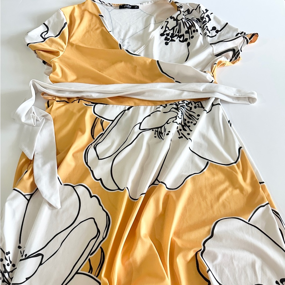 Floral Wrap Dress in Yellow and White